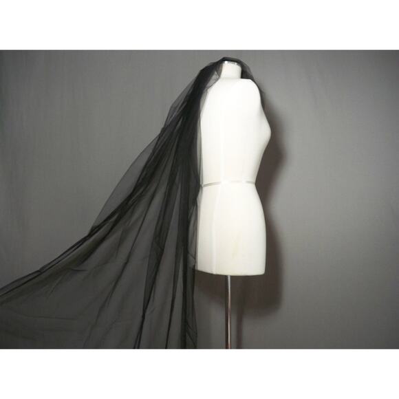 Black no comb veil, Cathedral Cut Edge Bridal Costume Goth Gothic No Comb veil - Picture 2 of 7